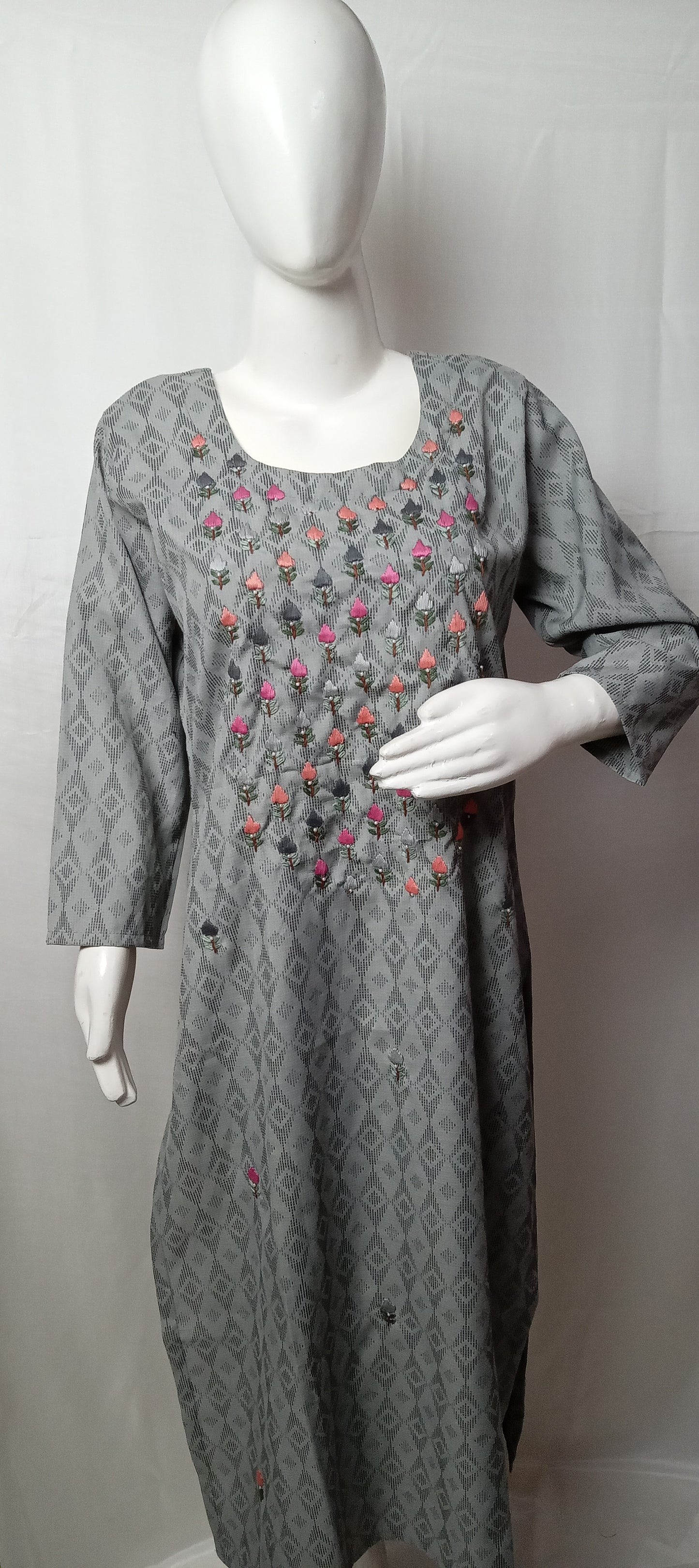 GARLUXE HANDWORK KURTI