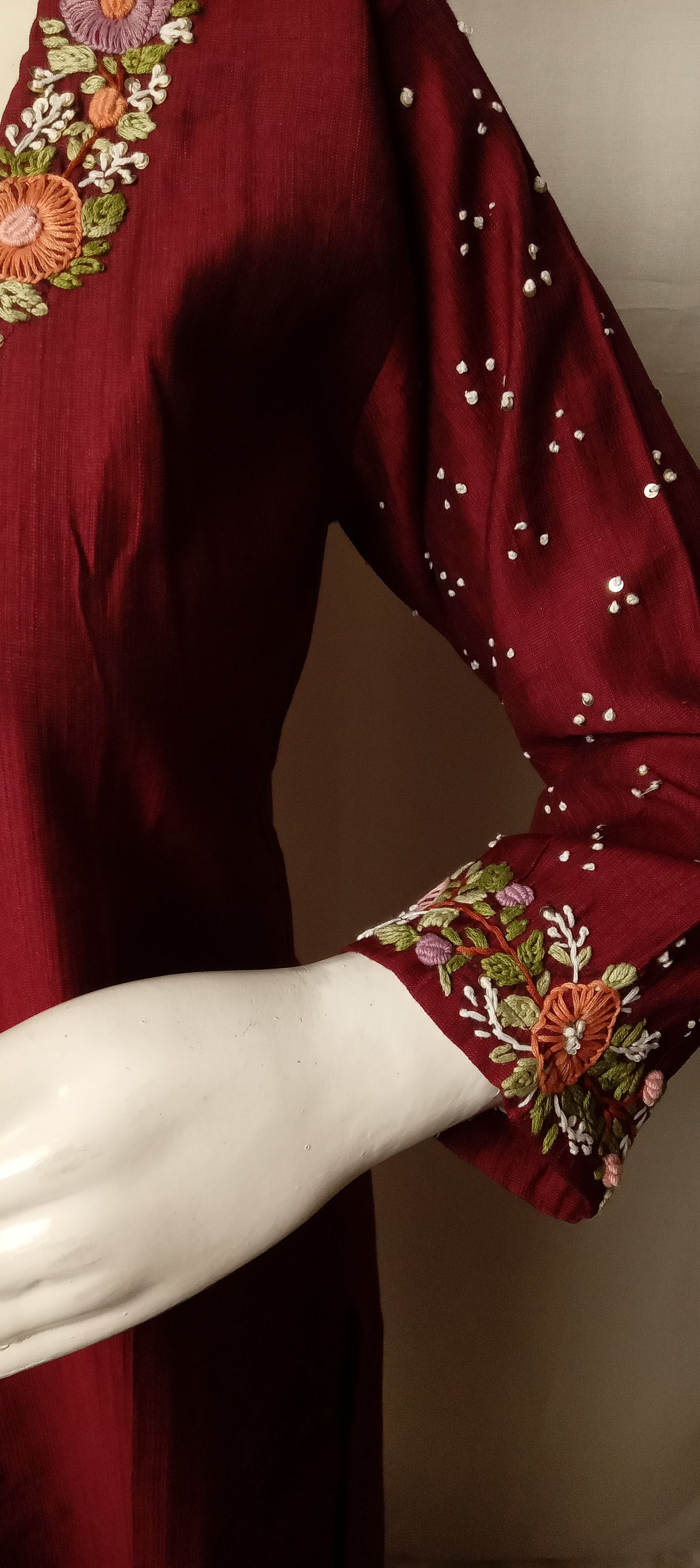 GARLUXE HANDWORK KURTI
