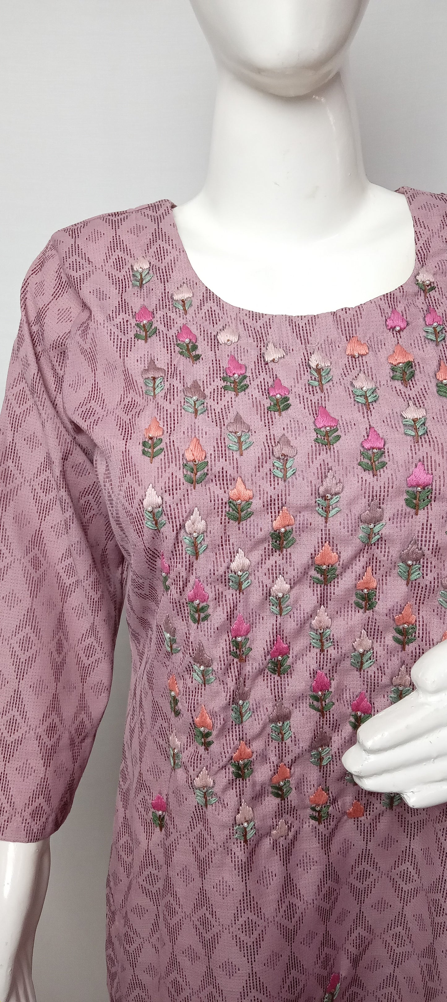 GARLUXE HANDWORK KURTI