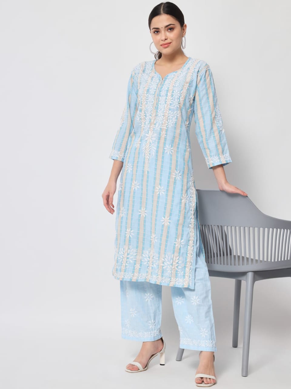 GARLUXE Lucknowi Hand Work