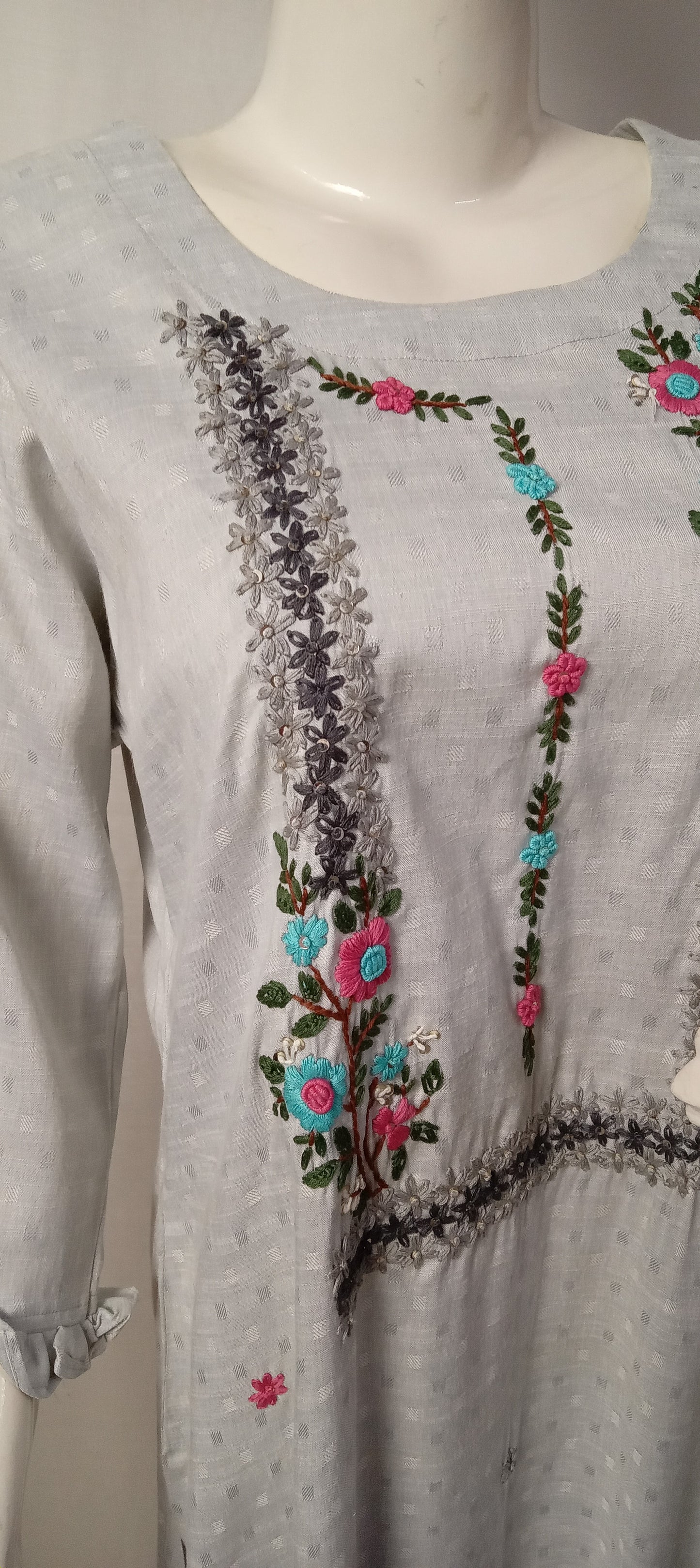 GARLUXE HAND WORK KURTI
