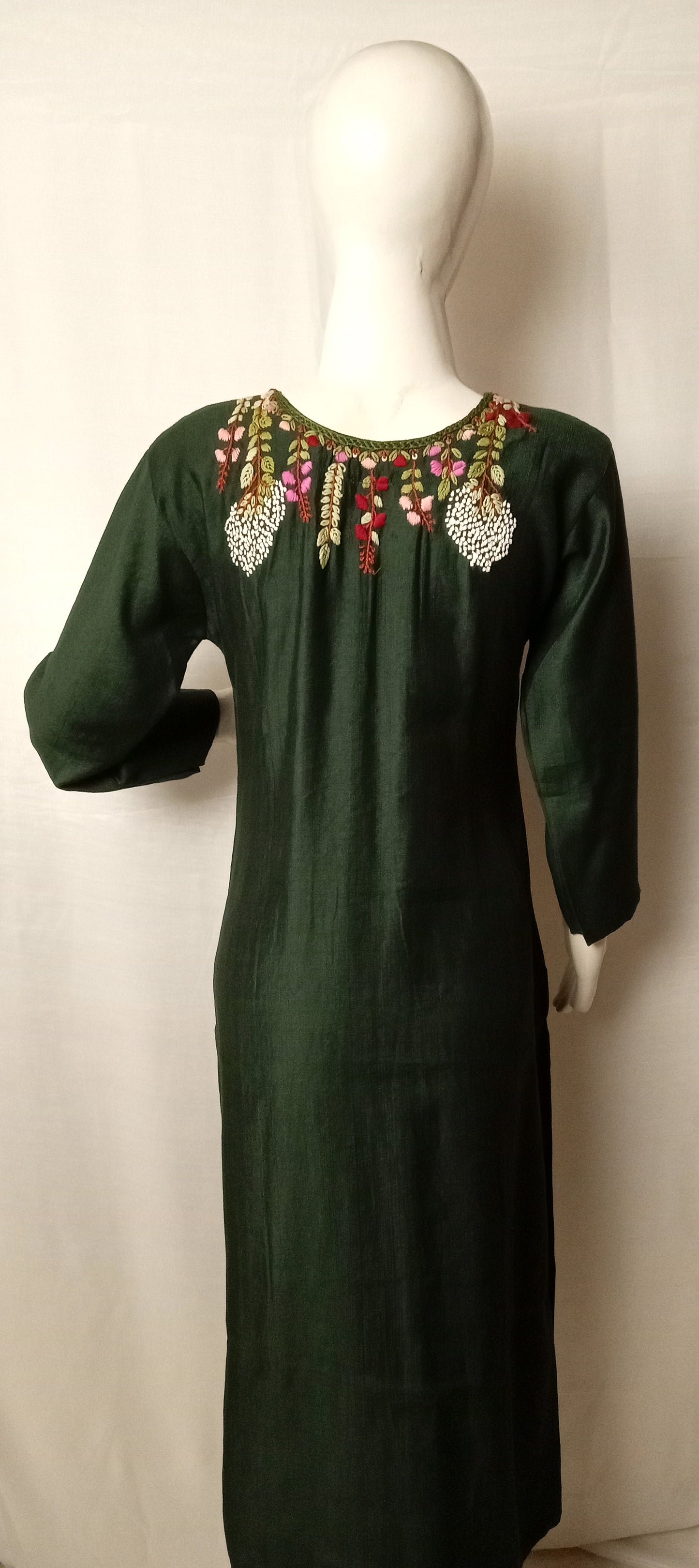 GARLUXE HANDWORK KURTI