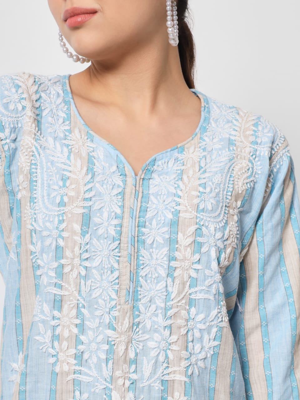 GARLUXE Lucknowi Hand Work